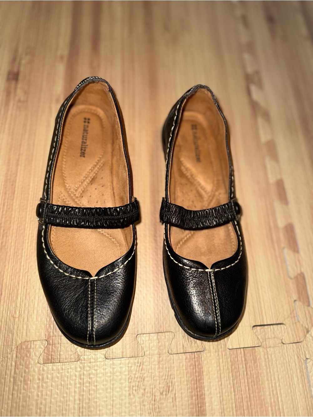 Naturalizer Black Mary Jane Leather Flats size 7.5